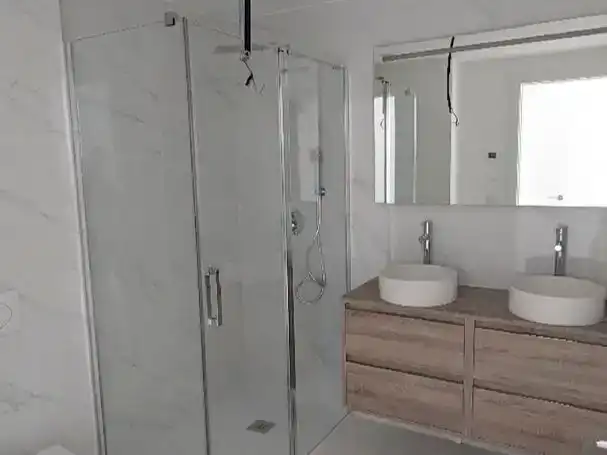 Bathroom of Flat for sale in Fuengirola  with Air Conditioner and Swimming Pool