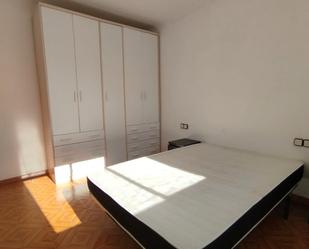 Bedroom of Flat for rent to own in Granollers  with Furnished, Washing machine and Microwave