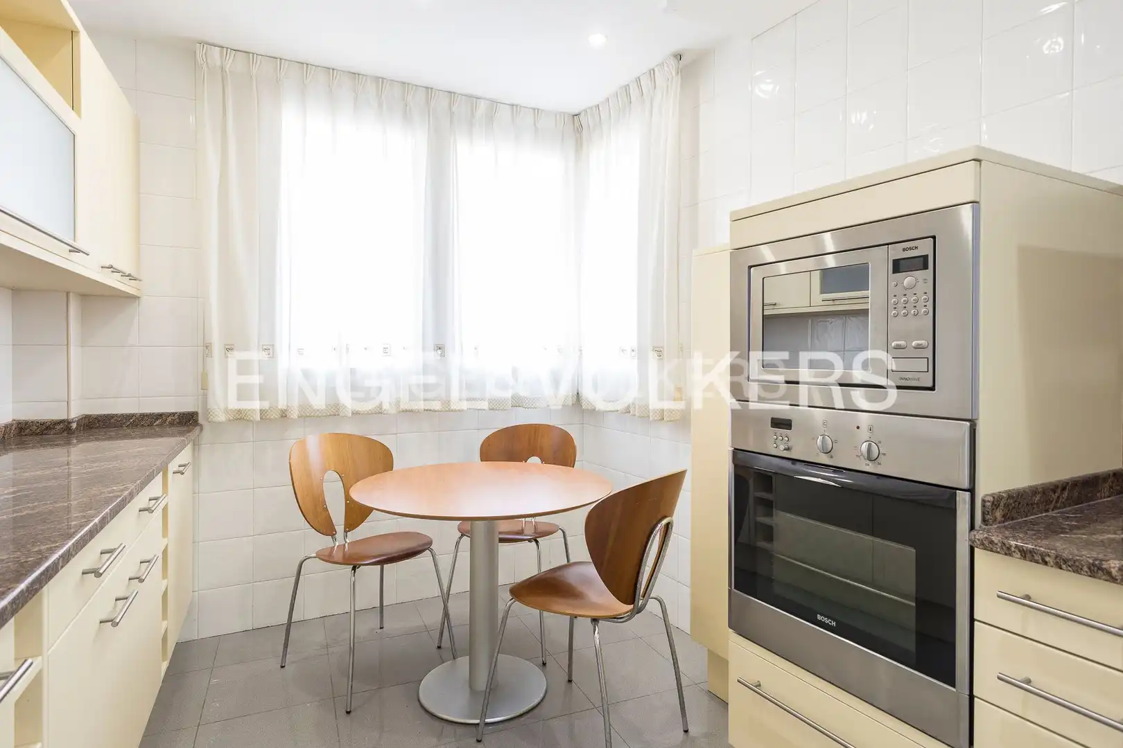Kitchen of Houses for sale in Barcelona  with Air Conditioner, Heating and Private garden