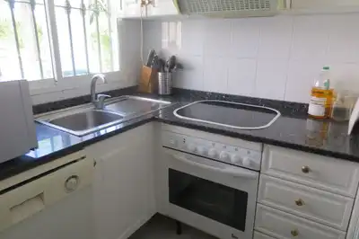 Cuina de Casa adosada en venda en Mijas amb Terrassa, Piscina i Moblat