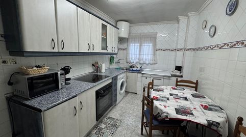 Foto 2 de Piso en venta en Perez Galdos, Crucero, León Capital