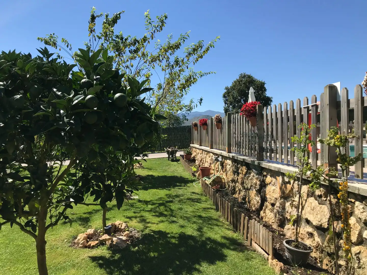 Jardín de Casa o chalet en venta en Parres con Jardín privado, Trastero y Piscina