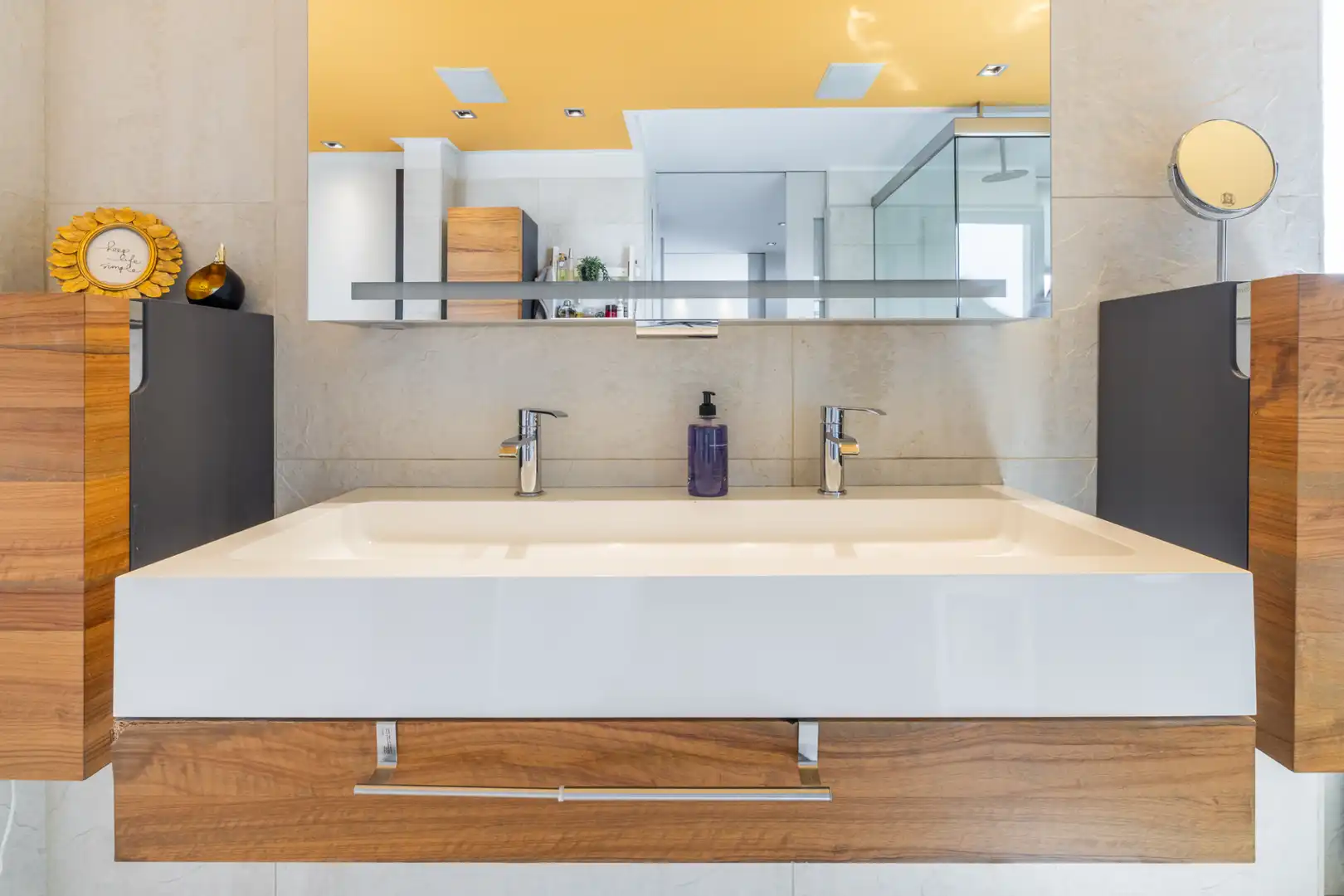 Bathroom of Houses for sale in Cerdanyola del Vallès  with Furnished