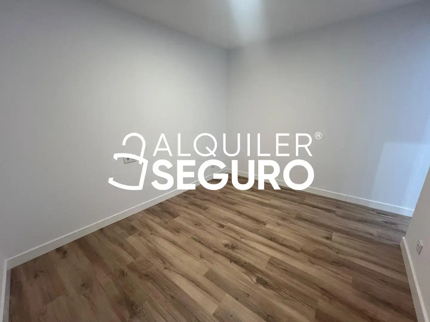 Habitación de Piso de alquiler en Alcobendas con Aire acondicionado, Calefacción y Terraza