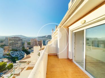 Piso con piscina en venta en Playa de Poniente