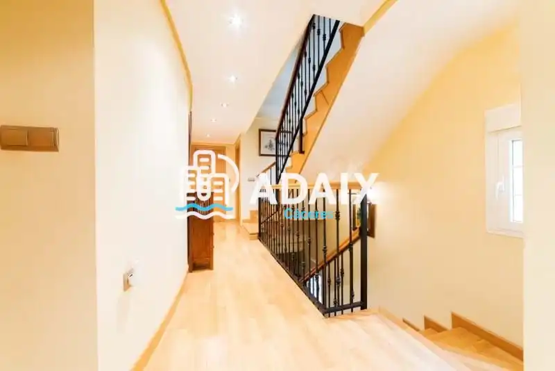 Chalet con piscina en venta en Calle Islas Cíes, imagen 20
