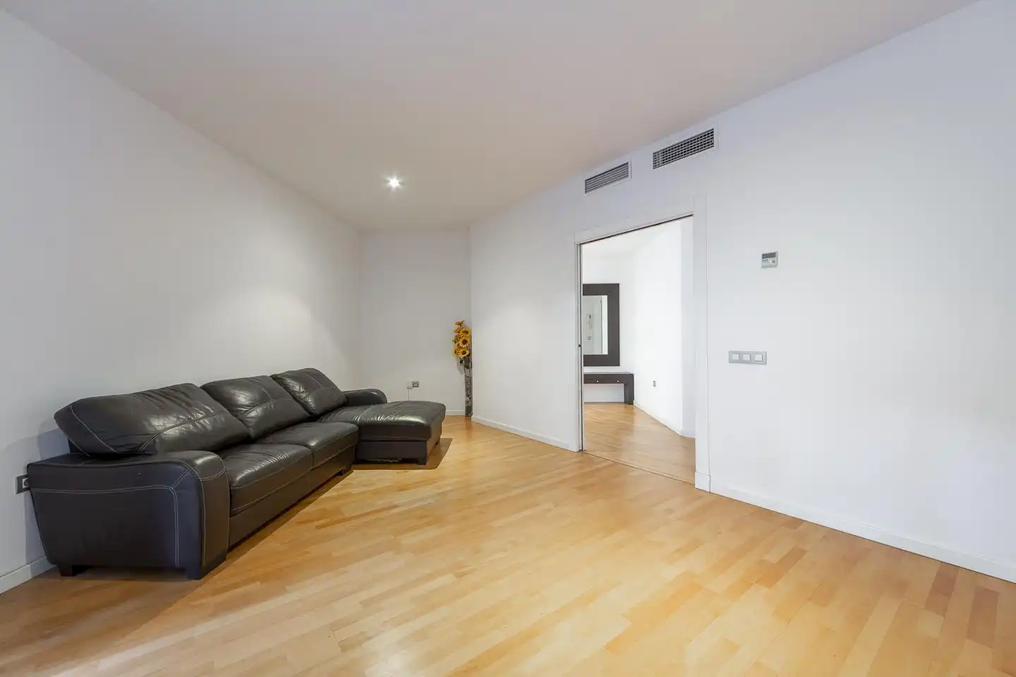 Sala de estar de Planta baja en venta en Almería con Aire acondicionado, Terraza y Trastero