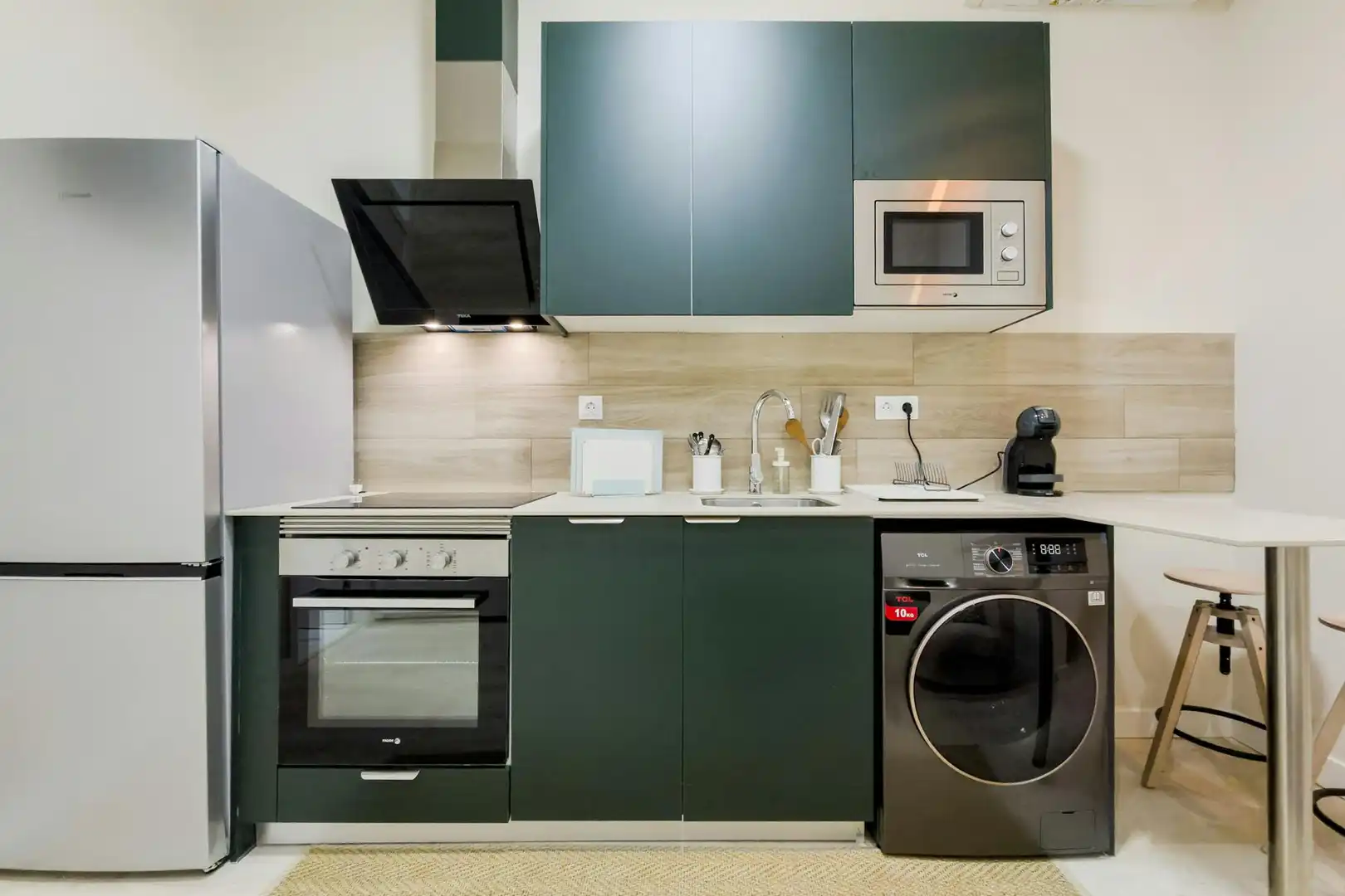 Kitchen of Flat for rent in Barcelona  with Air Conditioner, Heating and Furnished