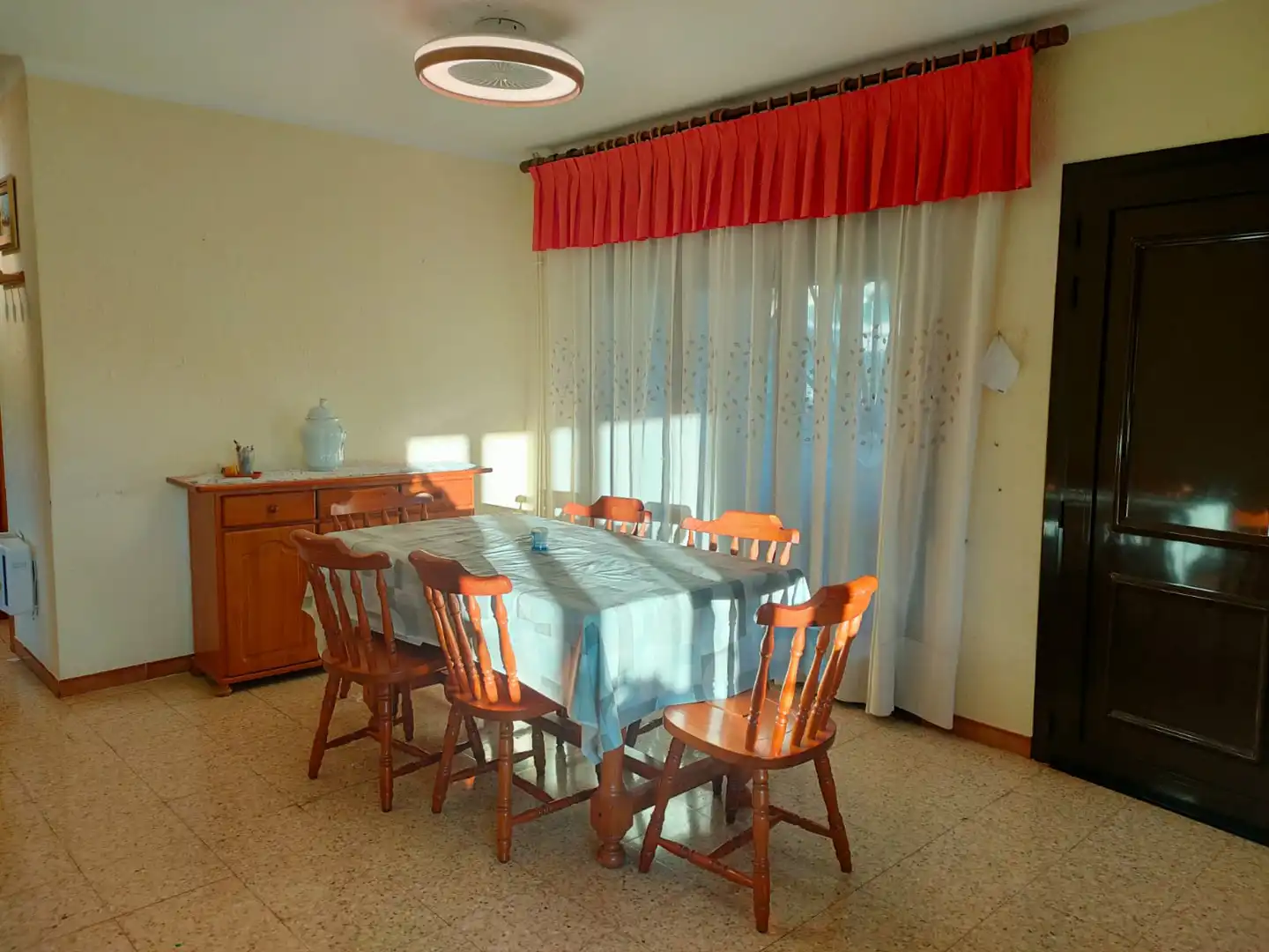 Comedor de Casa adosada en venta en Maçanet de la Selva con Aire acondicionado, Calefacción y Jardín privado