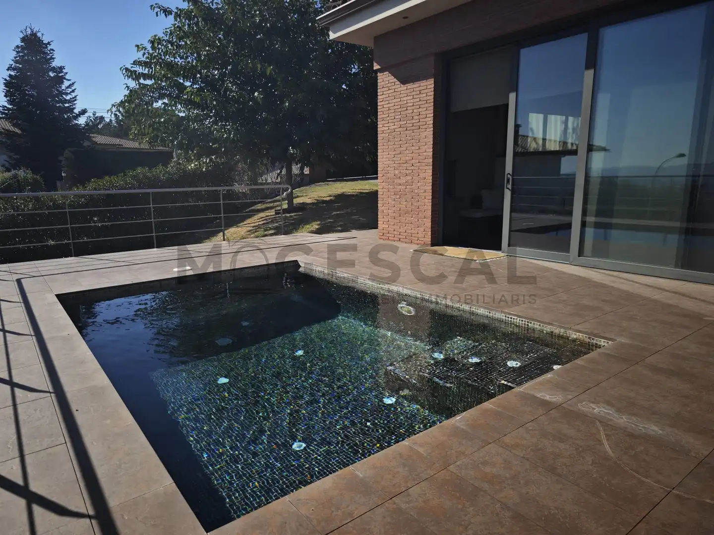 Casa amb piscina en venda a GRIVA