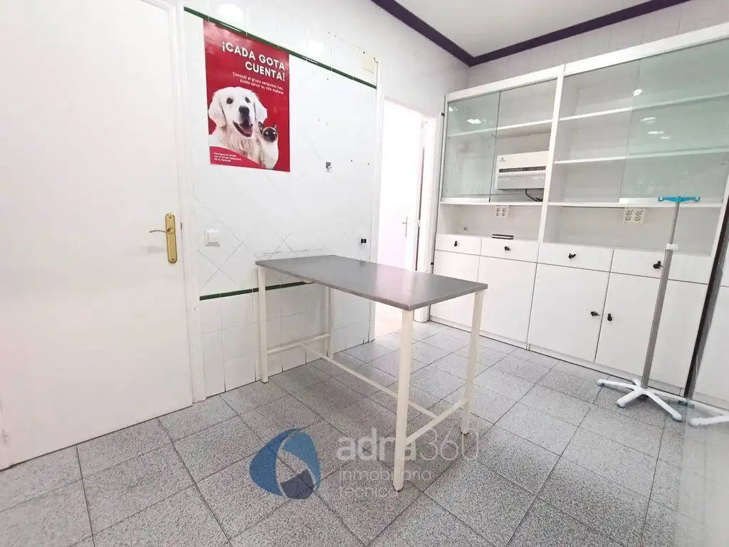 Business premises for sale in Avenida de Navarra, imagen 11