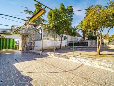 Maison jumelée avec piscine à vendre à Los Villares