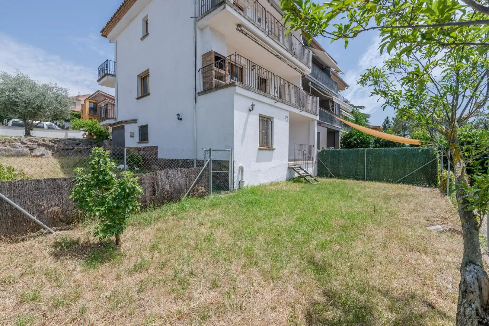 Garden of Houses for rent in Girona  with Air Conditioner, Heating and Private garden