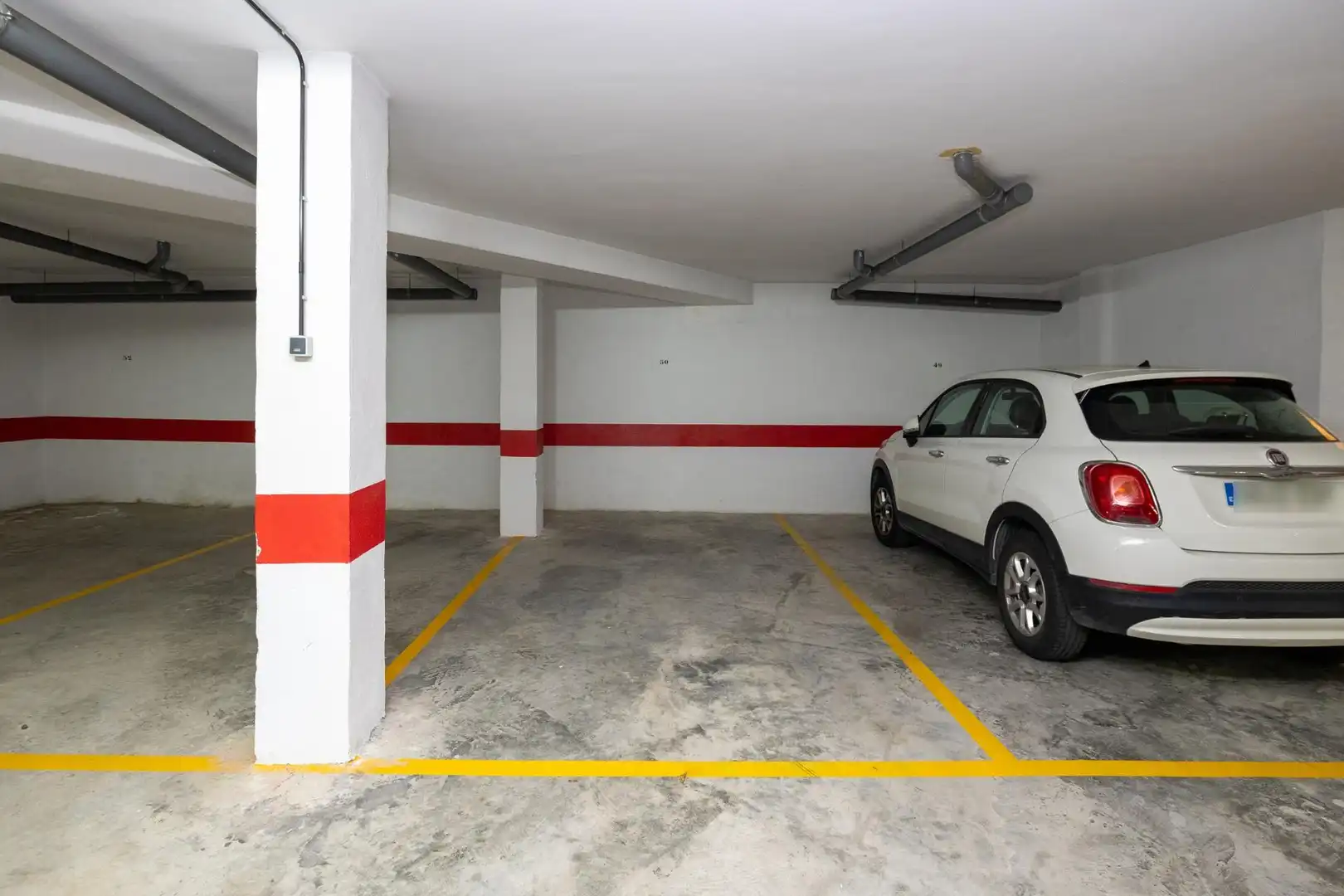 Parkplatz von Dachboden zum Verkauf in Motril mit Klimaanlage, Terrasse und Abstellraum