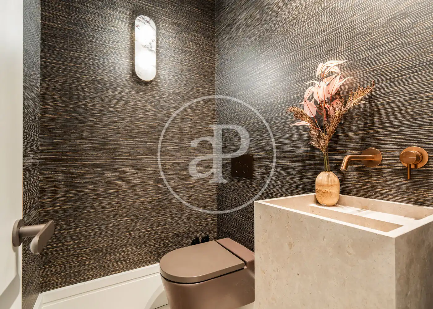 Piso con ascensor en venta en C. del Pinar, imagen 34
