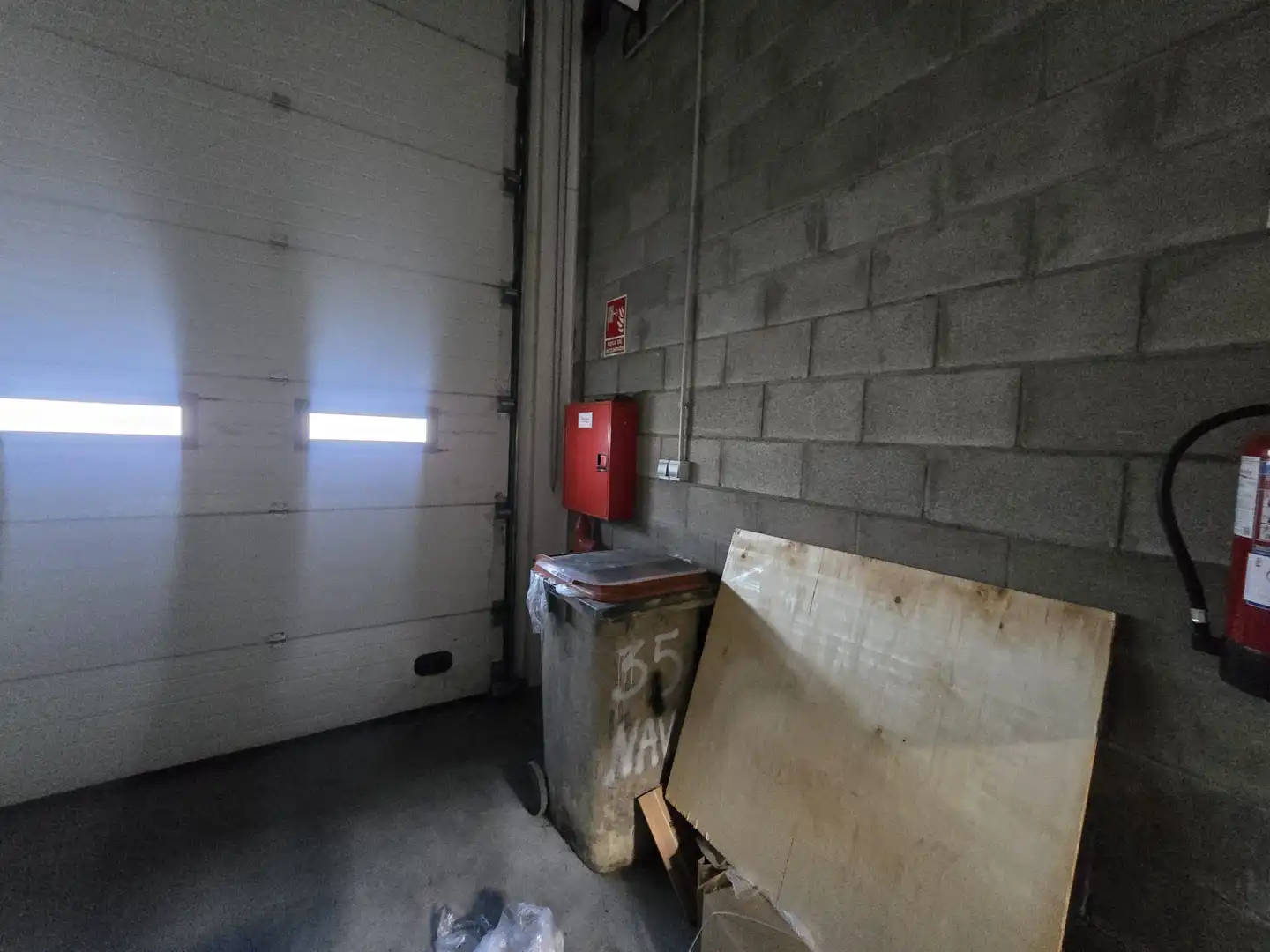 Parking de Nave industrial de alquiler en Móstoles con Calefacción