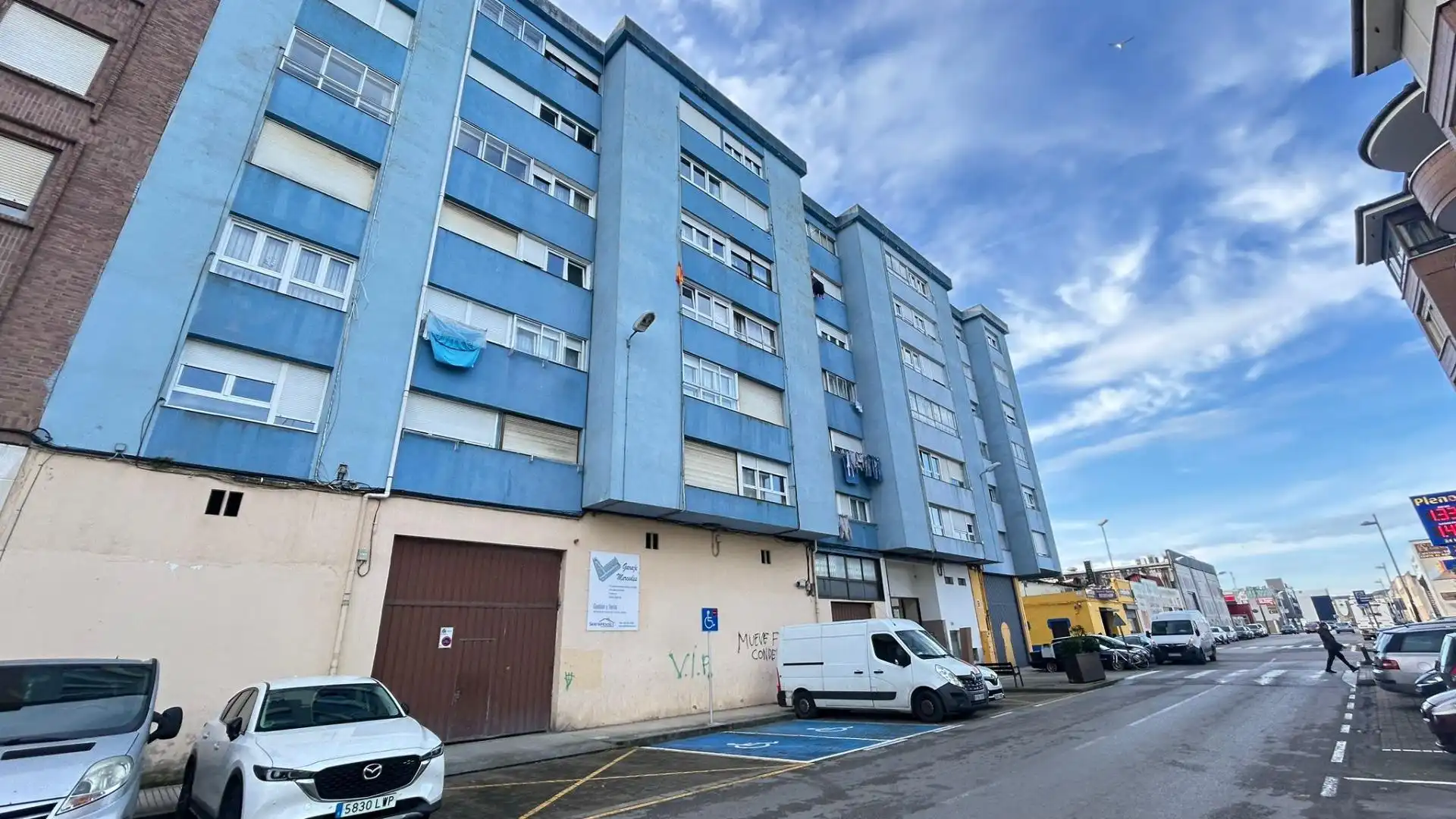 Vista exterior de Piso en venta en Santoña