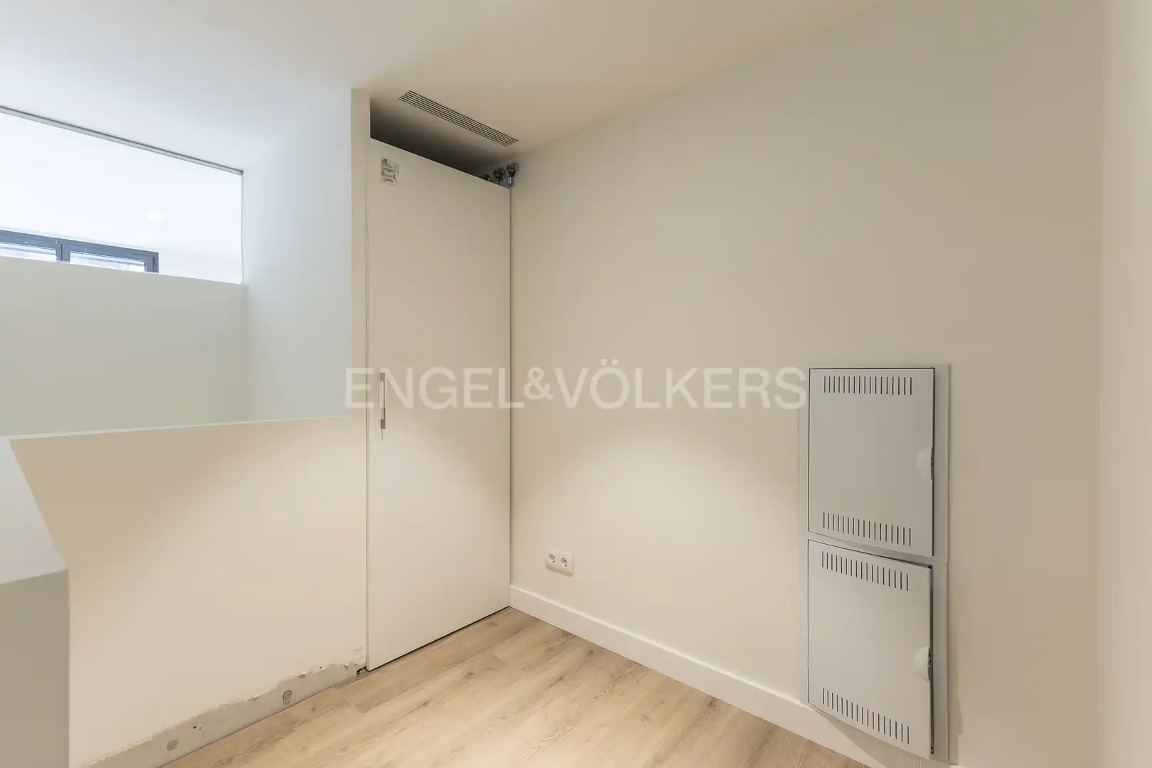 Apartments for sale in Barcelona  with Air Conditioner, Heating and Private garden