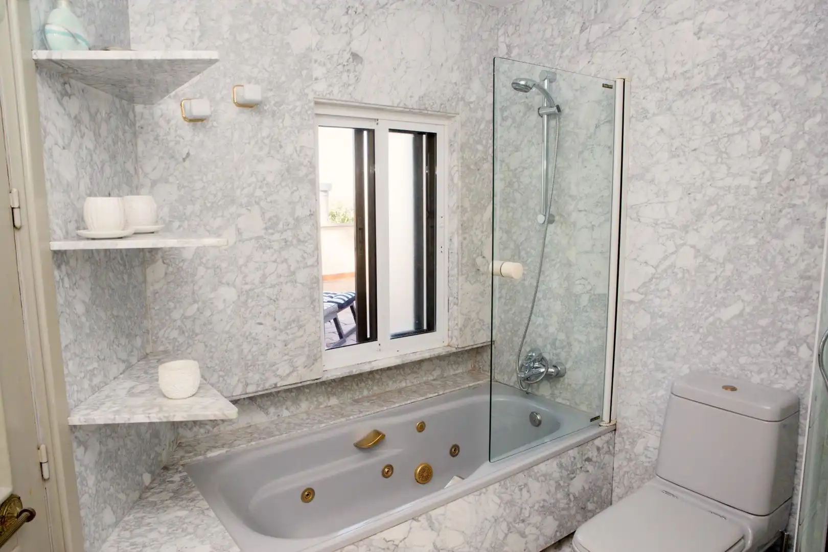 Bathroom of Houses for sale in Salamanca  with Heating and Terrace