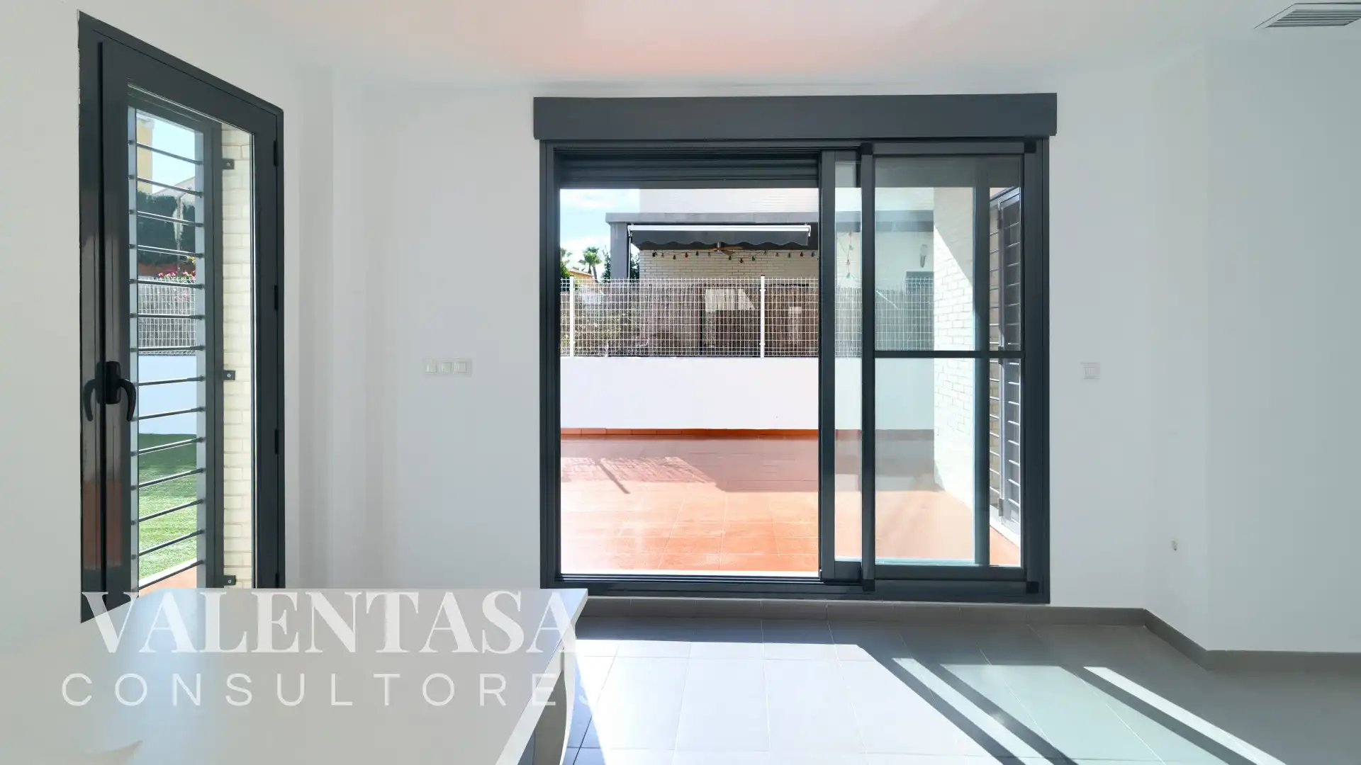 Casa adosada en venta en Calle Baobab, Olimar - Carambolo - Atalaya de Levante