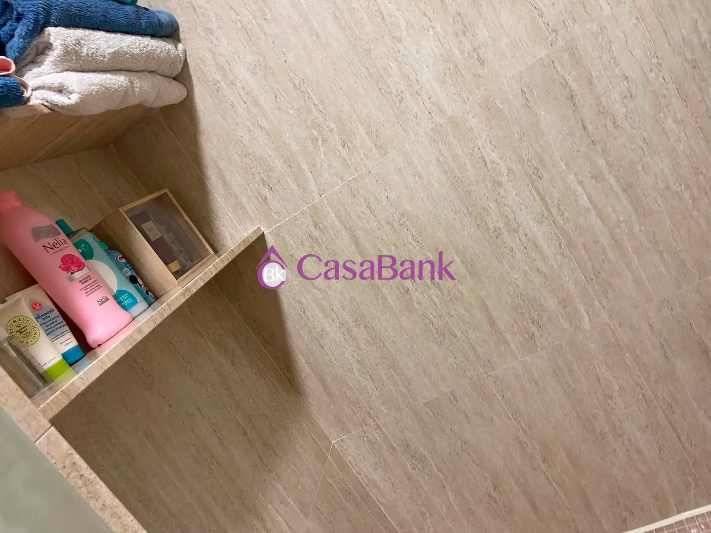 Bany de Casa o xalet en venda en Córdoba amb Aire condicionat i Terrassa