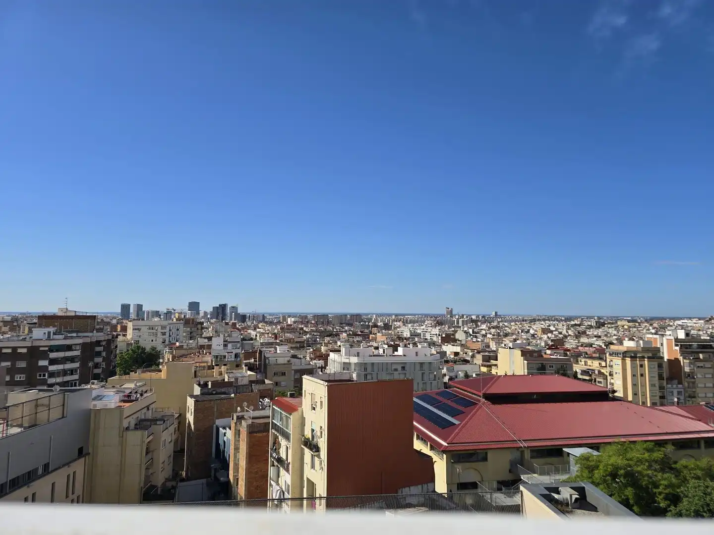 Vista exterior de Ático en venta en Barcelona con Calefacción, Parquet y Terraza