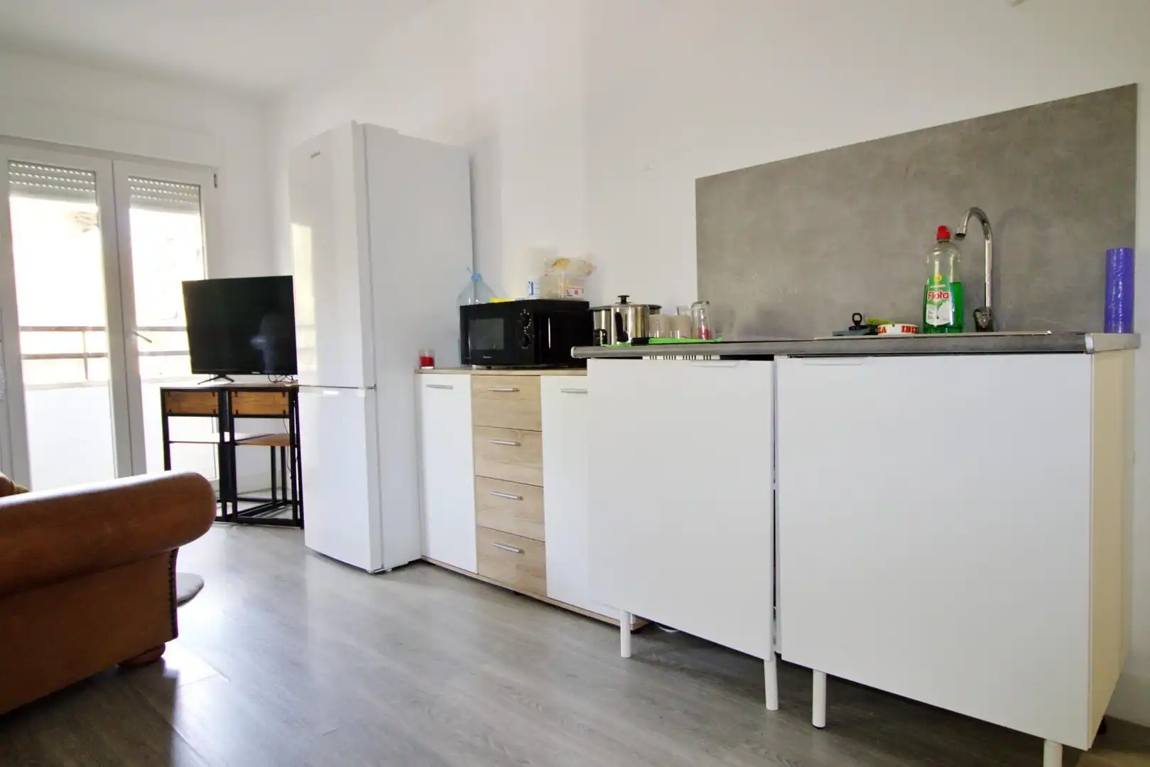 Kitchen of Apartments for sale in Elche / Elx  with Terrace, Storage room and Furnished