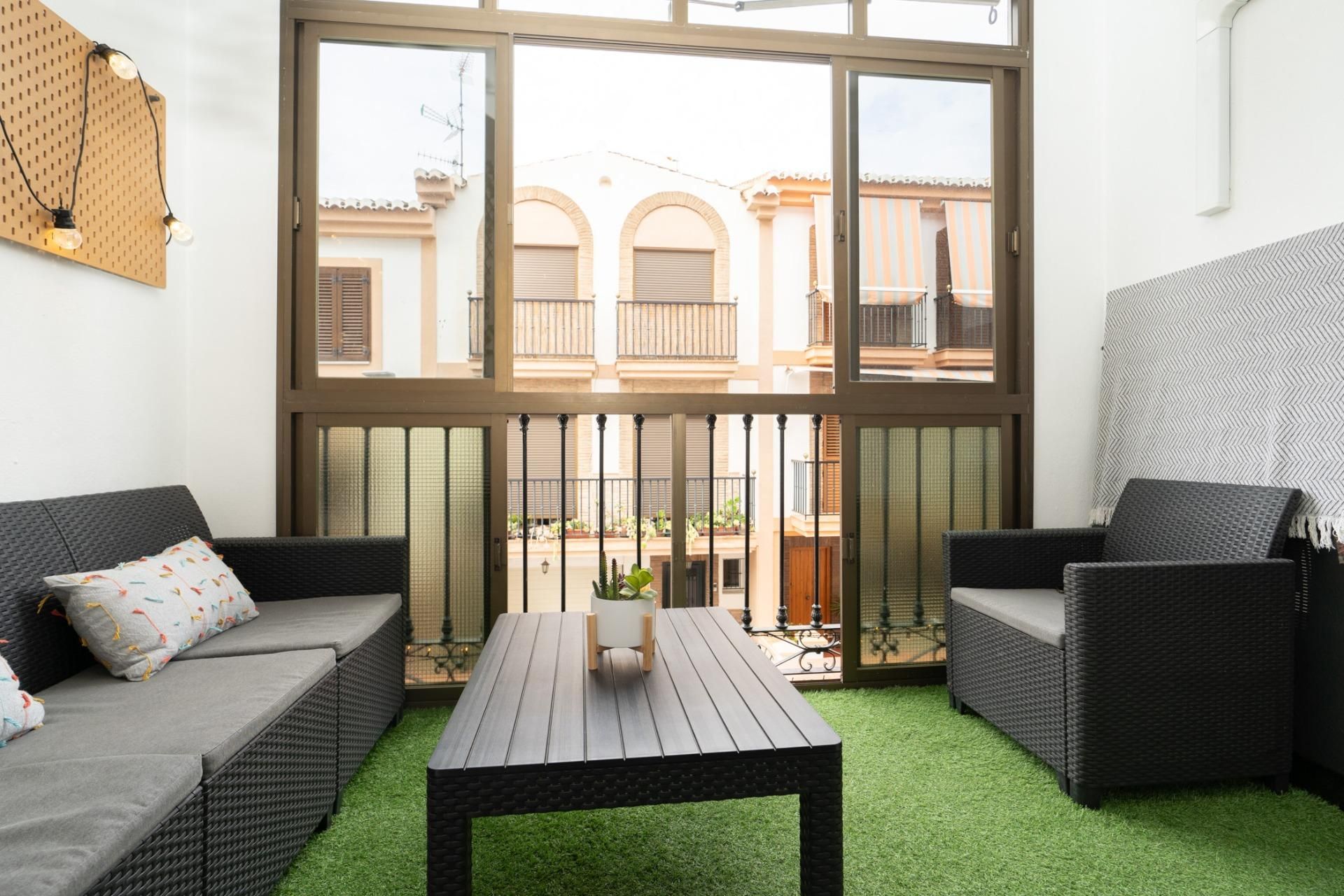 Terraza de Piso en venta en Motril con Aire acondicionado y Balcón