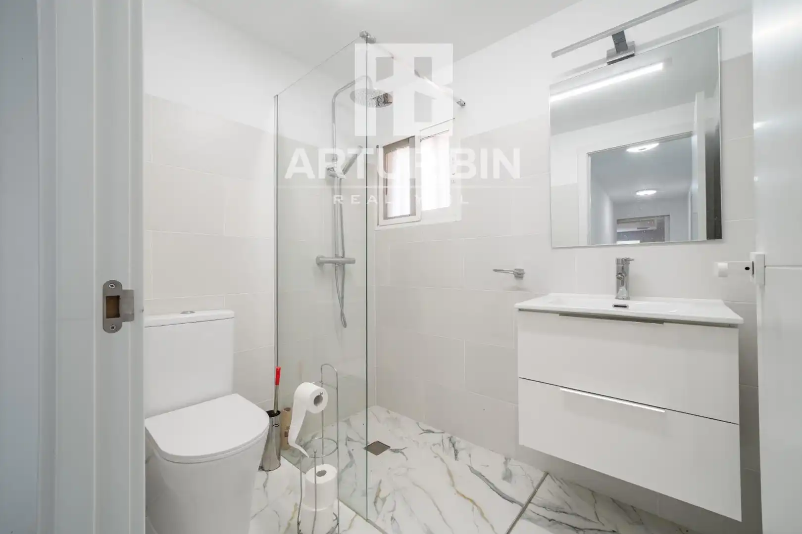 Casa con terraza en venta en Marisol Park - Ortembach - Los Almendros, imagen 13
