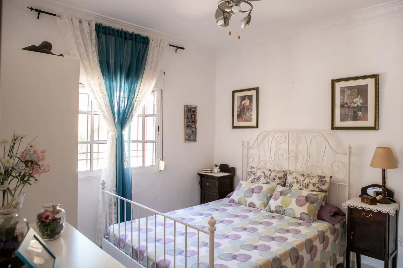 Habitación de Casa o chalet en venta en Castilleja de la Cuesta con Aire acondicionado, Calefacción y Jardín privado
