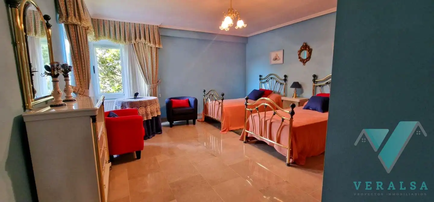 Casa o xalet en venda a Del Bonsái, Prado Norte