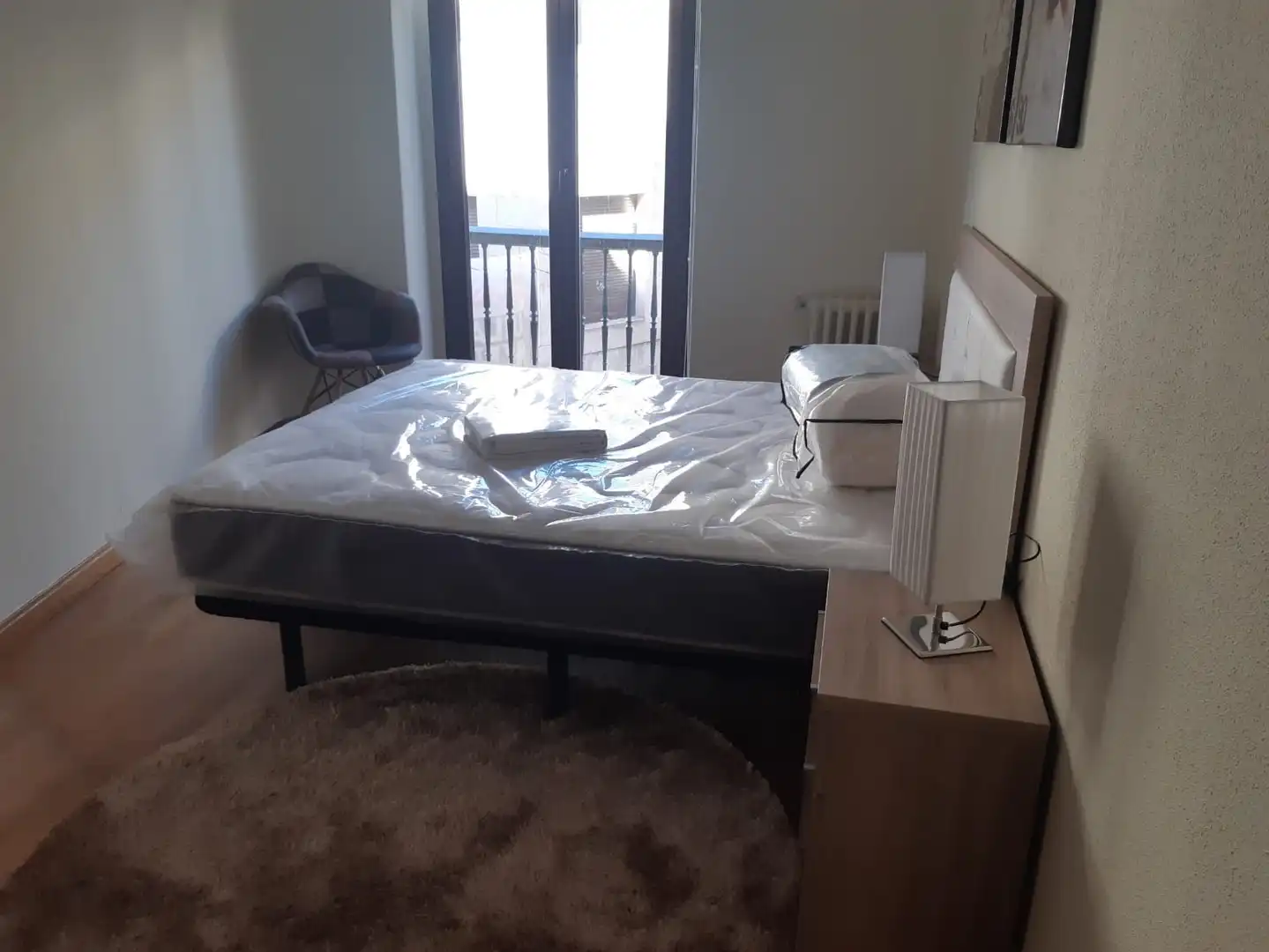 Bedroom of Flat for rent in Salamanca  with Heating, Parquet flooring and Furnished