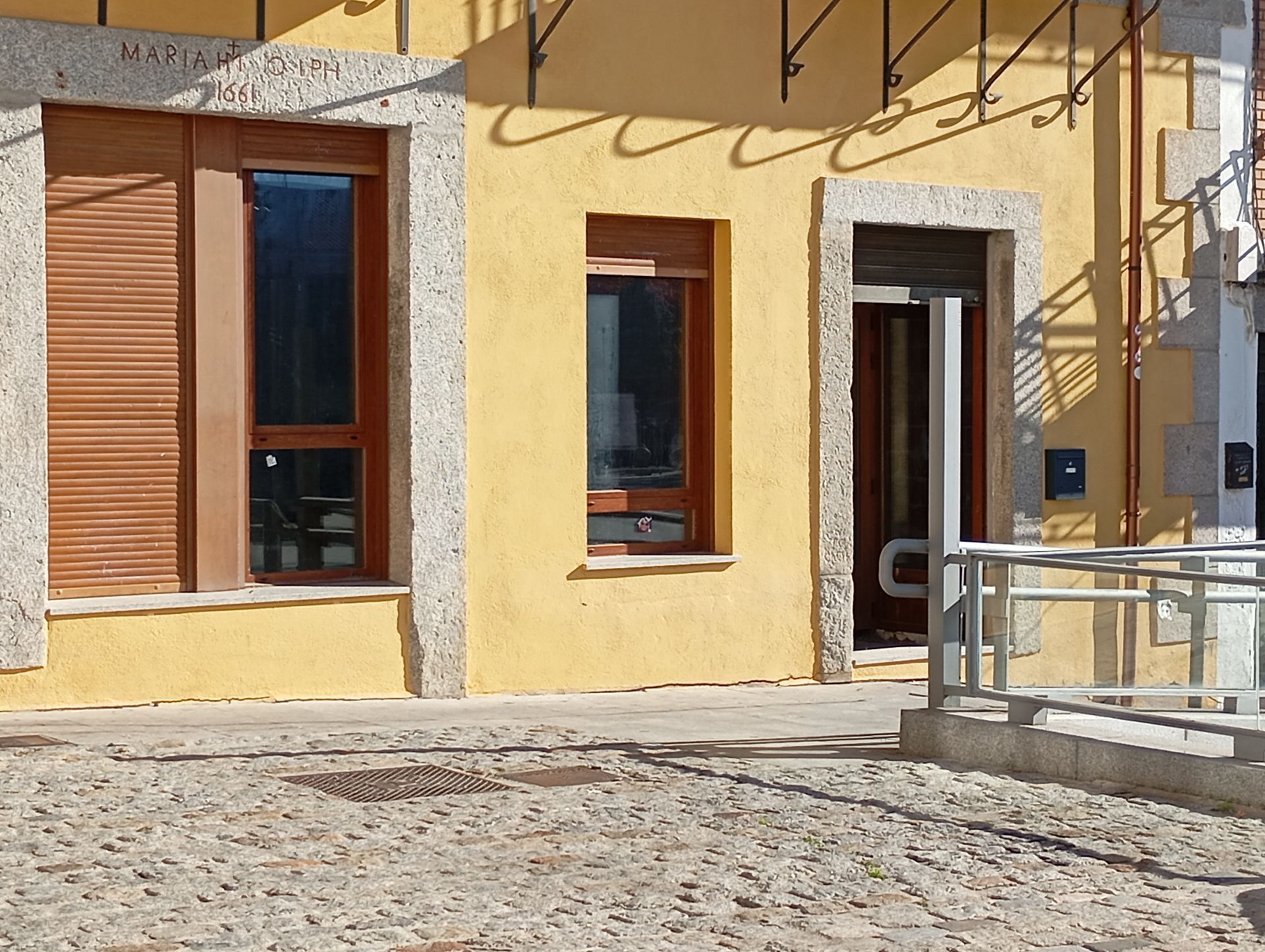 Außenansicht von Geschaftsraum miete in Robledo de Chavela