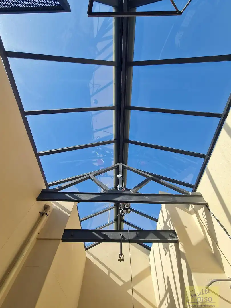 Außenansicht von Wohnung zum Verkauf in Barcelona mit Klimaanlage, Parkett und Terrasse