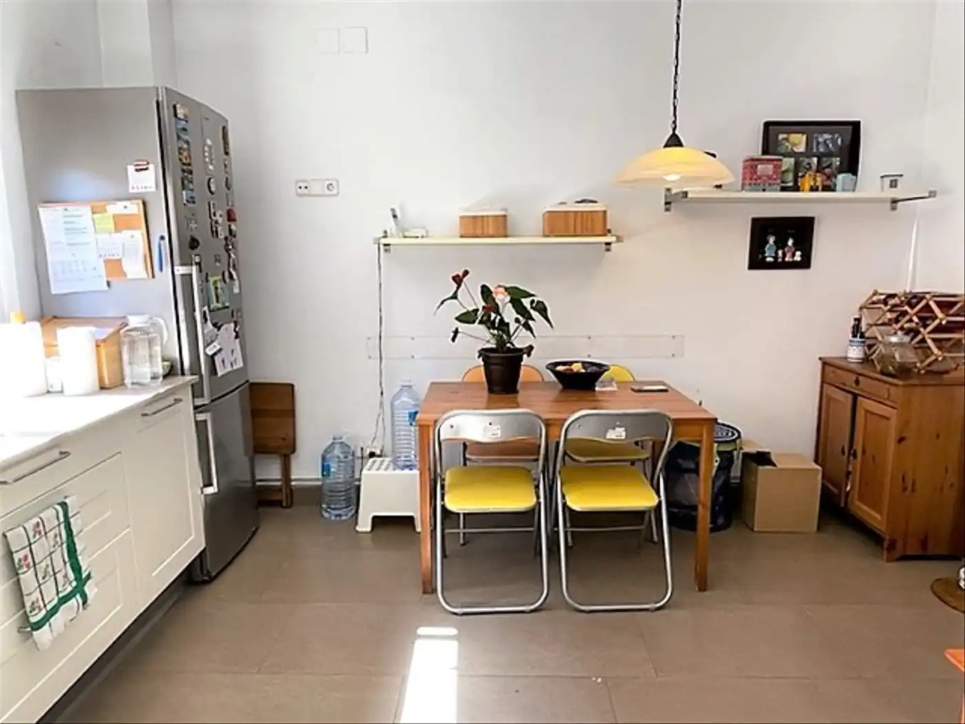 Cuina de Casa o xalet en venda en Sant Boi de Llobregat amb Aire condicionat, Parquet i Terrassa