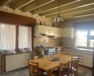 Cuina de Casa o xalet en venda en Castrojeriz amb Calefacció, Terrassa i Traster