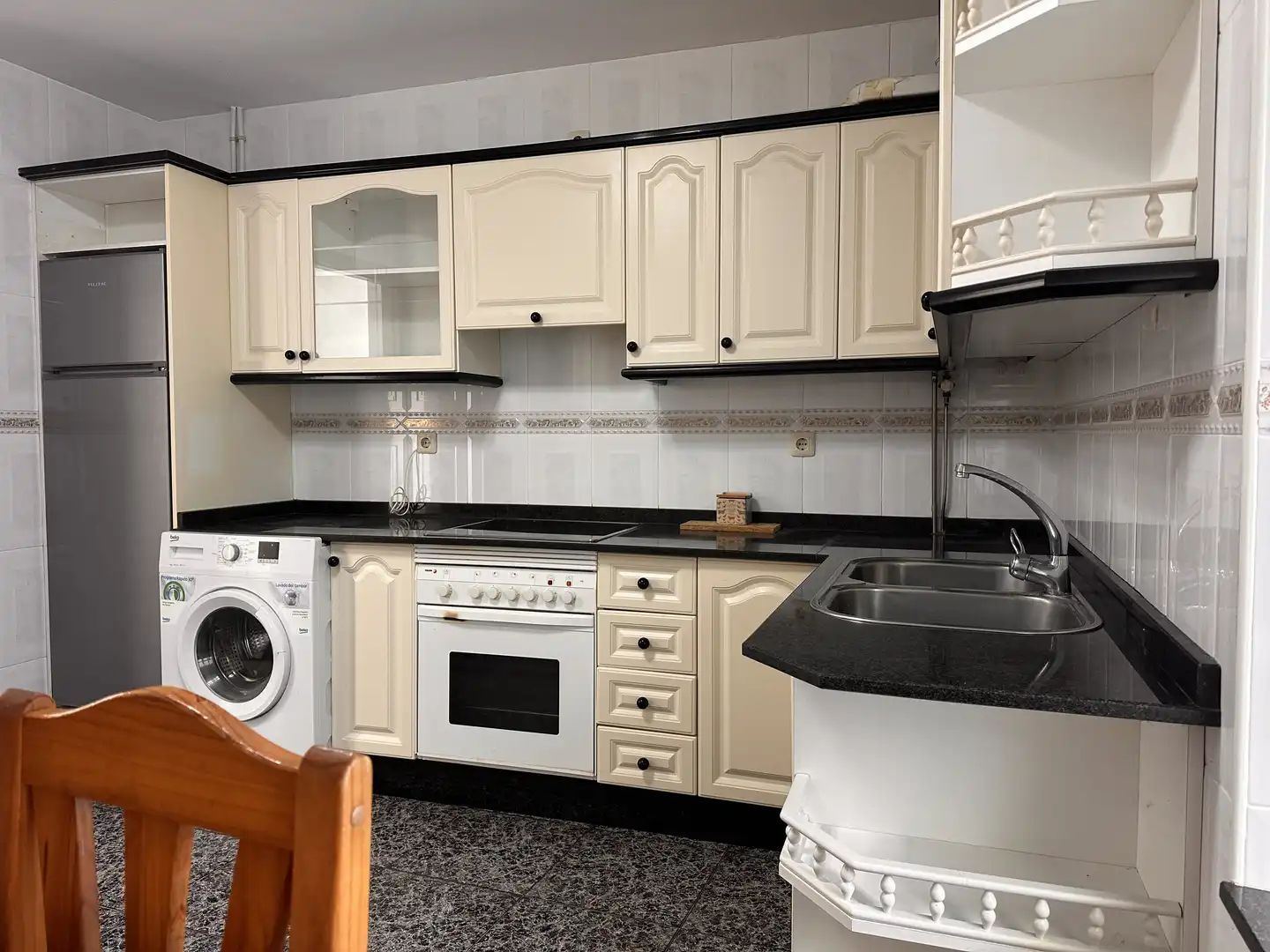 Cocina de Casa adosada de alquiler en Negreira