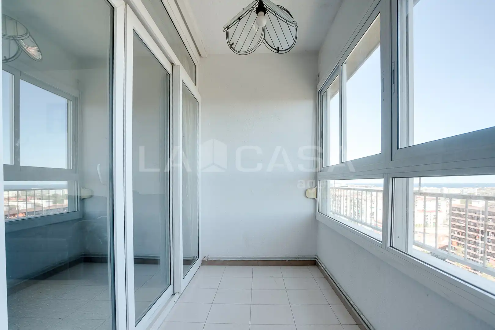 Terraza de Piso en venta en Barcelona con Calefacción y Balcón