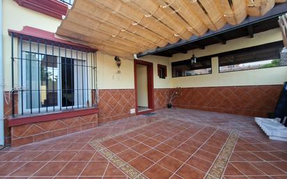 Terrace of Single-family semi-detached for sale in Valencina de la Concepción  with Air Conditioner, Heating and Private garden