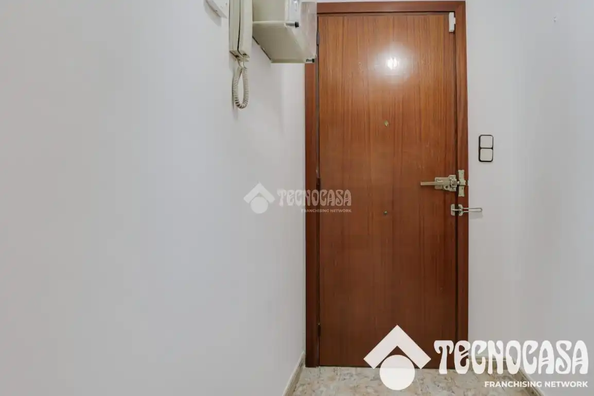 Piso en venta en Barcelona con Balcón