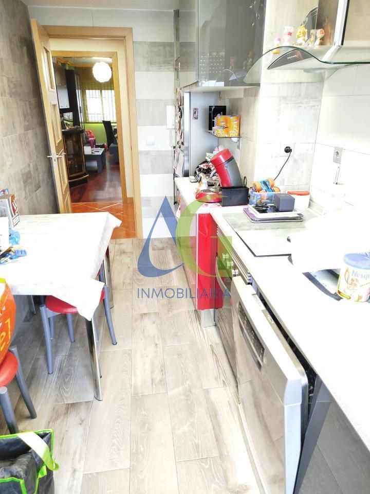 Kitchen of Flat for sale in Villaquilambre  with Heating, Parquet flooring and Storage room