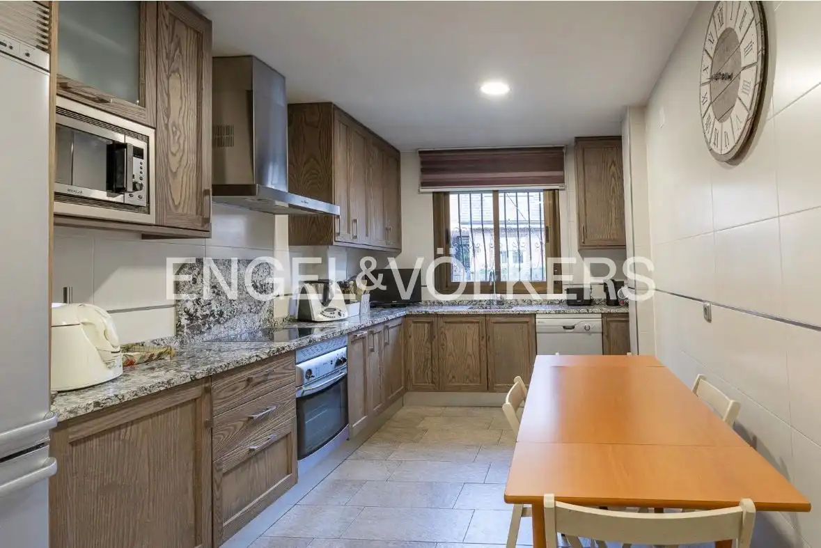 Cocina de Casa adosada en venta en El Naranjo