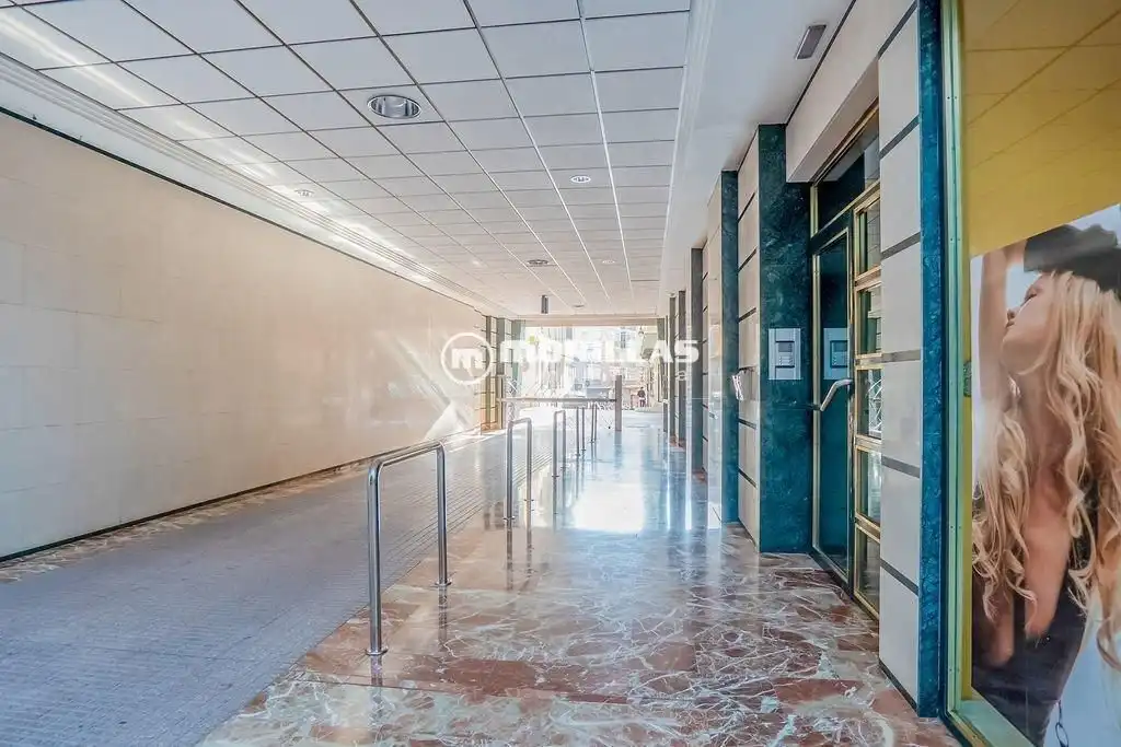 Local comercial en venda a Avenida Gran Vía 20, imagen 15