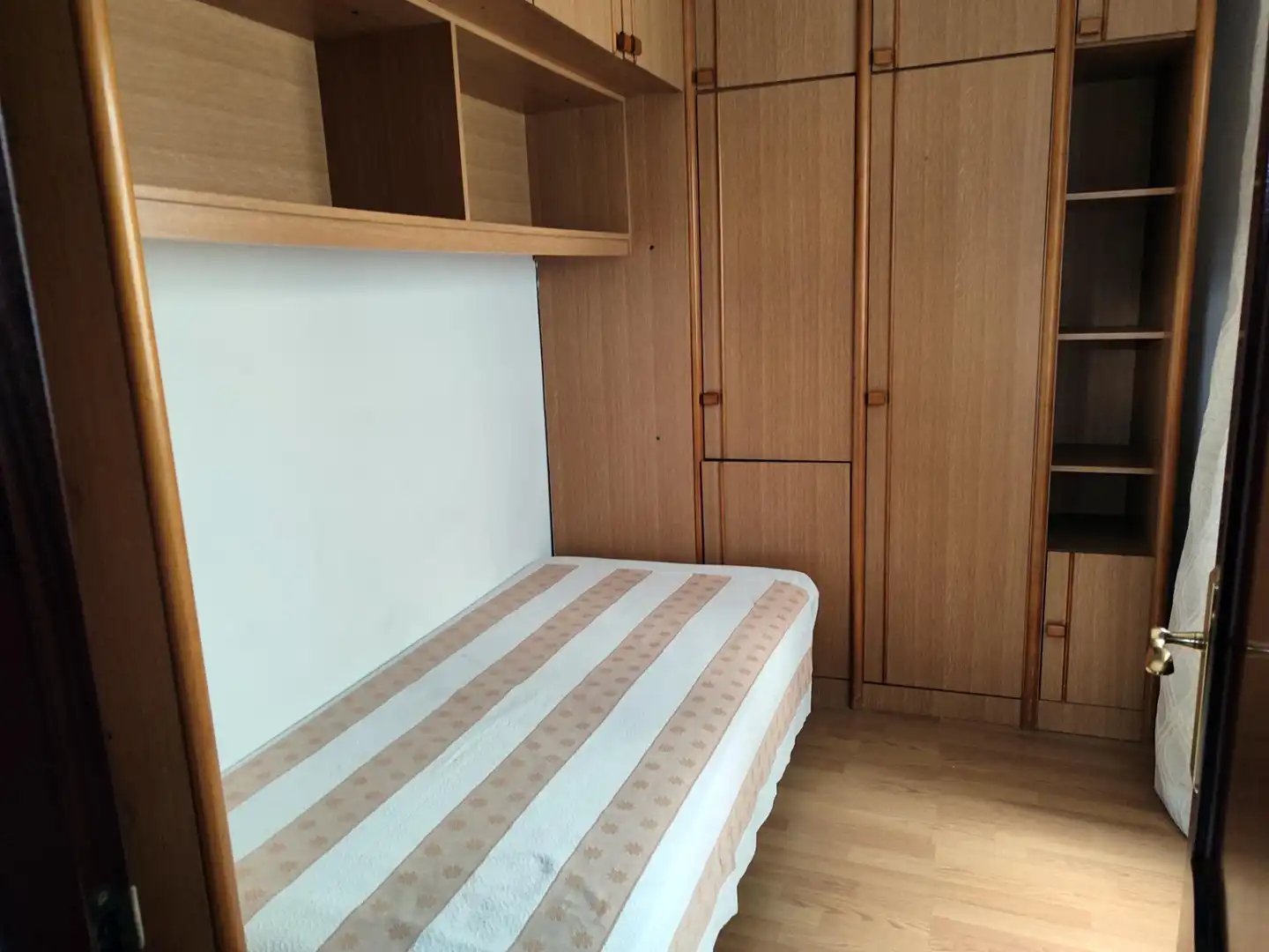 Habitación de Piso en venta en Siero con Amueblado