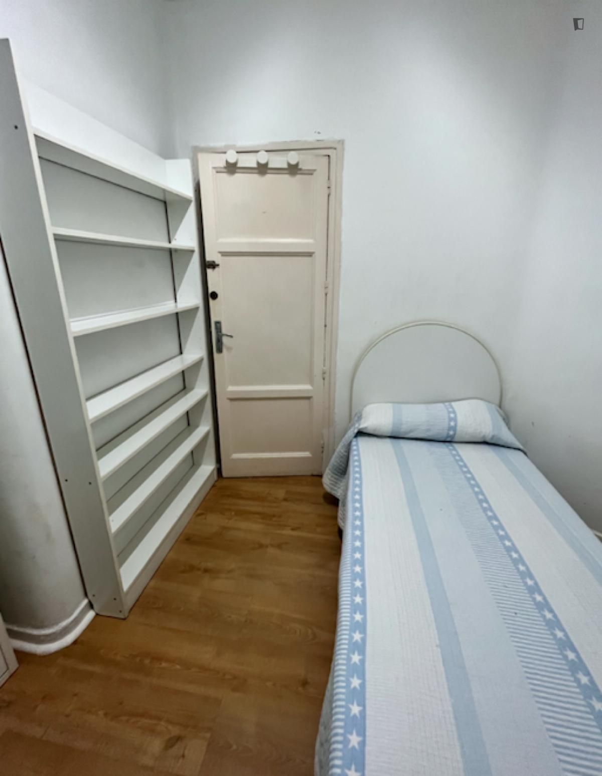 House or chalet to share in Lista
