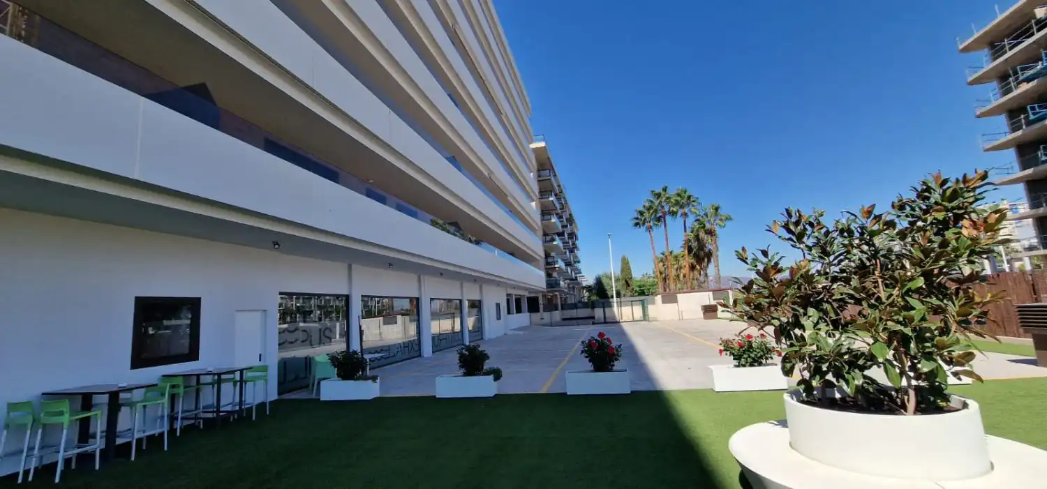 Vista exterior de Apartamento de alquiler en Moncofa con Aire acondicionado, Terraza y Trastero