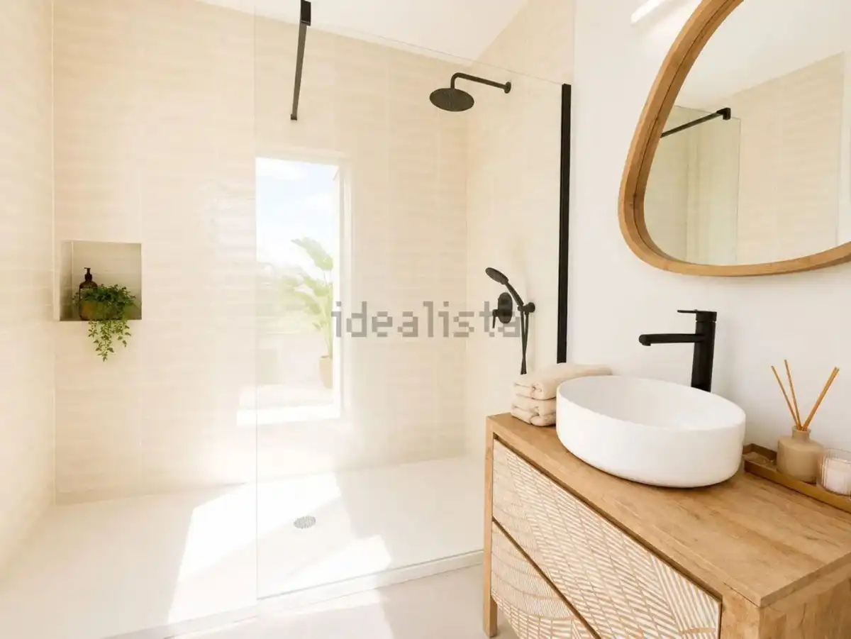 Bany de Casa o xalet de lloguer en Estepona amb Aire condicionat, Jardí privat i Terrassa