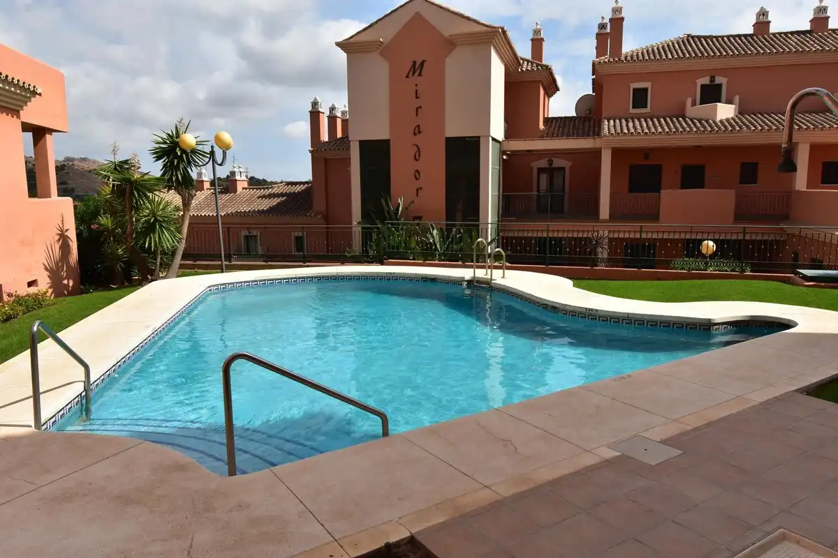 Piscina de Apartamento en venta en Marbella con Aire acondicionado, Terraza y Trastero