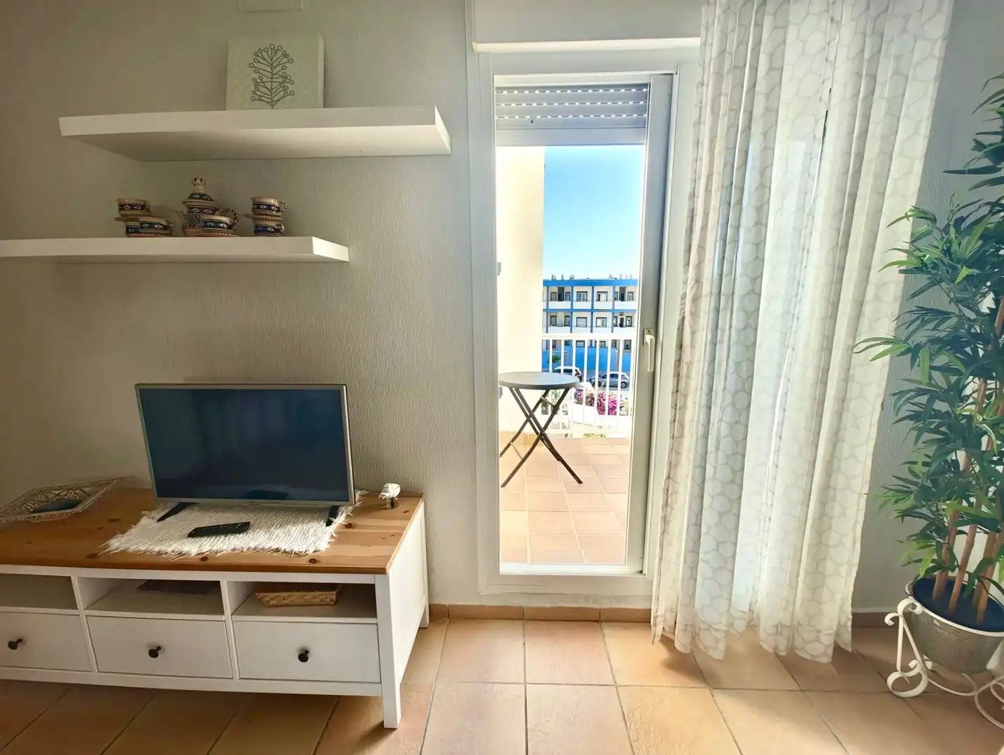 Flat for rent in Calle Pintor Guillermo Pérez Villalta, 32, Tarifa ciudad
