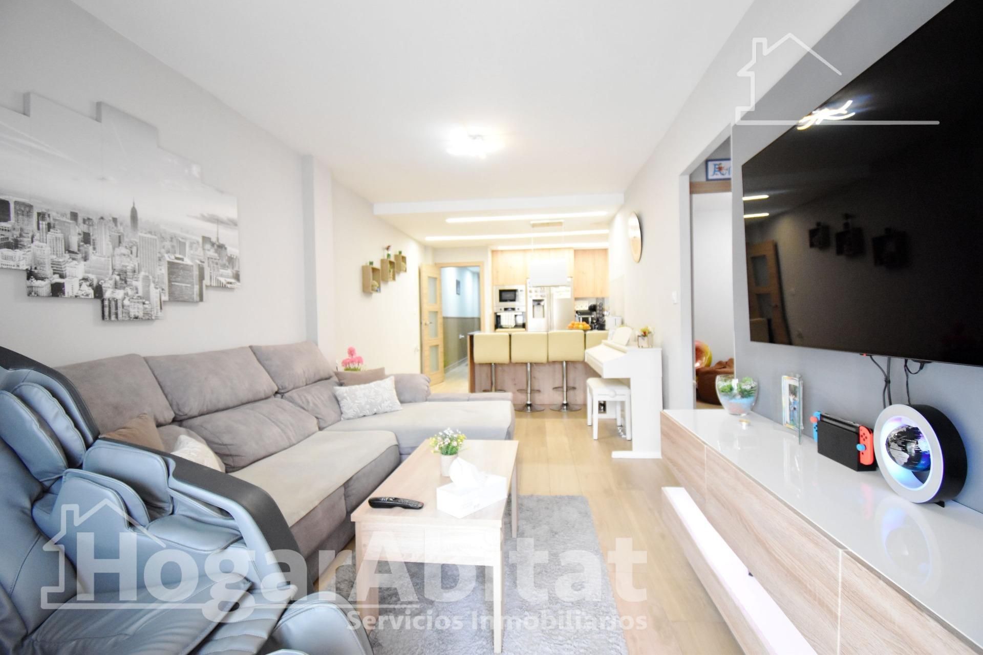 Sala d'estar de Pis en venda en Gandia amb Aire condicionat, Calefacció i Terrassa